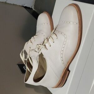 Sz 8.5 NIB $660 Esquivel oxfords
